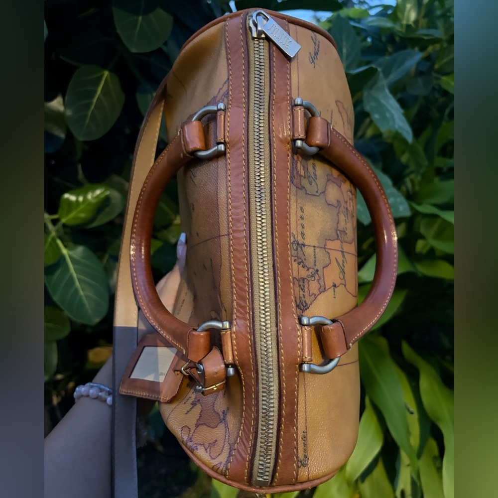 Alviero Martini Boston Travel Bag w/ Unbranded Crossbody Strap - Picture 6 of 16